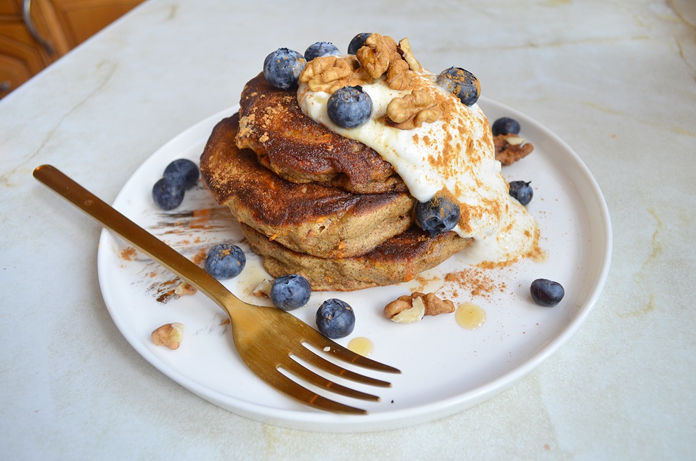 Read more about the article BEZGLUTENOWE PANCAKES MARCHEWKOWE